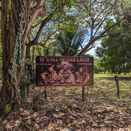 Spirit Of Jungle Lodge Samara Exterior photo